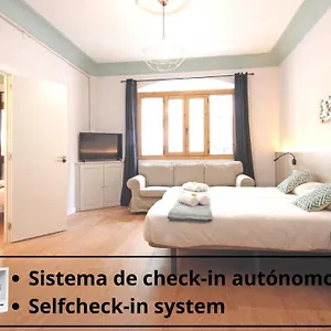 Regina Selfcheck-in Smart Guest house